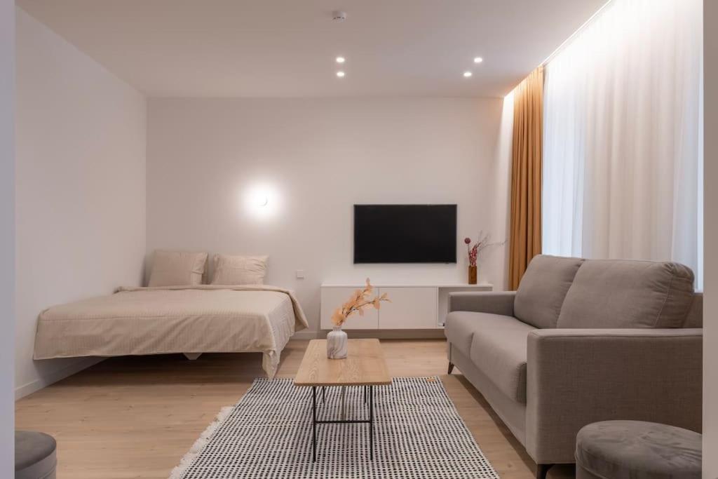 Downtown Getaway By Prime Iii * Kaunas